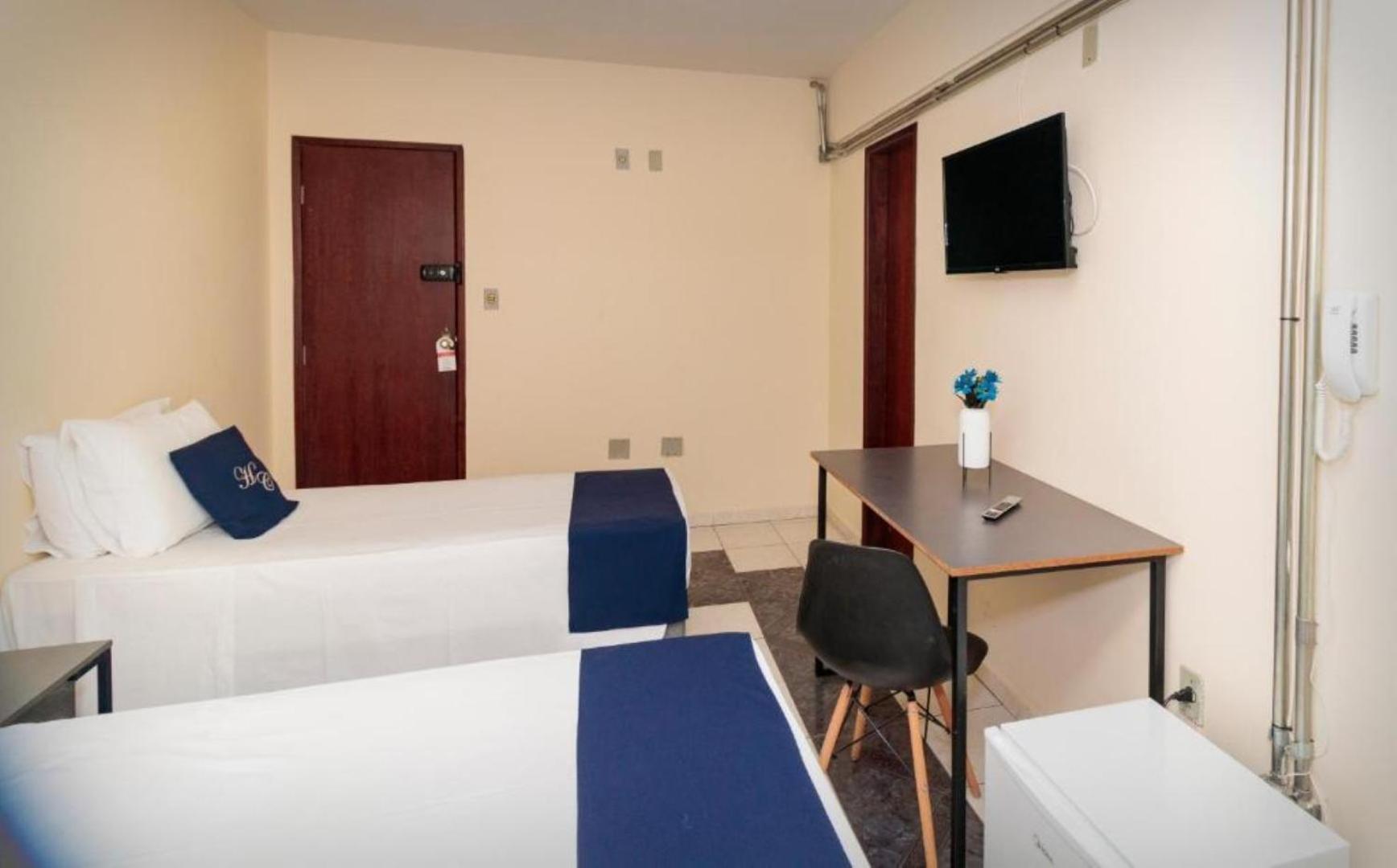 Cruz Hotel Divinópolis Екстериор снимка
