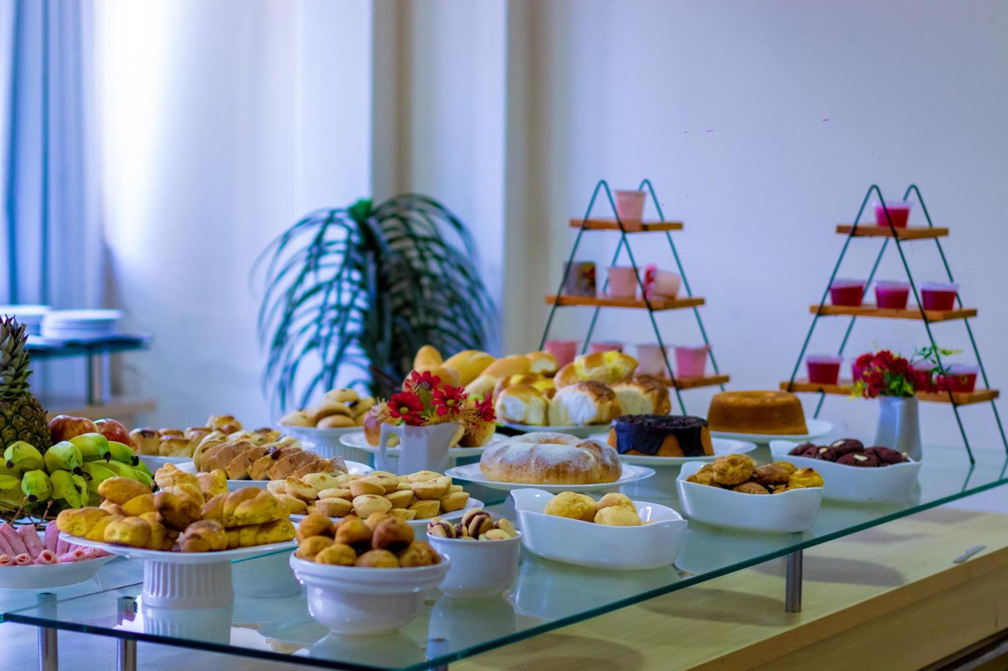 Cruz Hotel Divinópolis Екстериор снимка